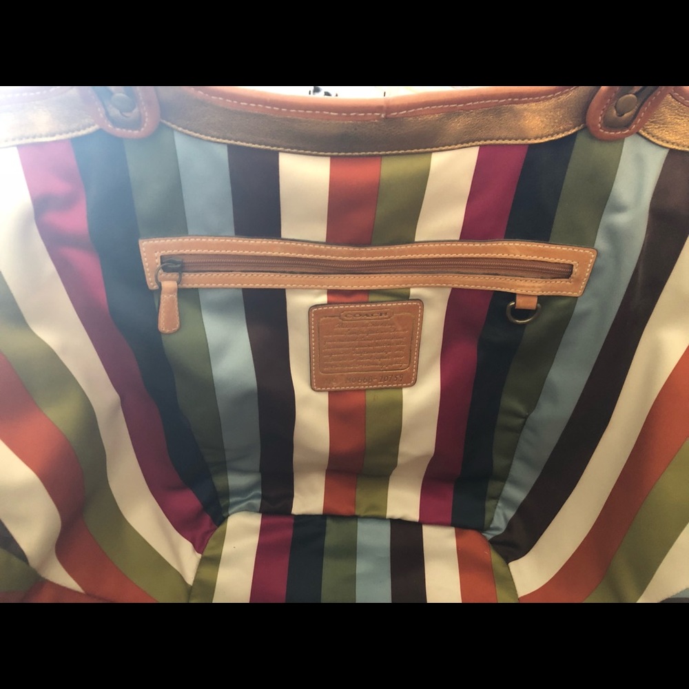 COPY - Coach straw tote with multi color Coach ta… - Picture 4 of 7